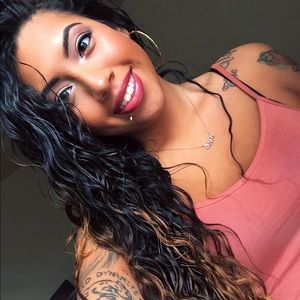 Meet your Posher, Diana